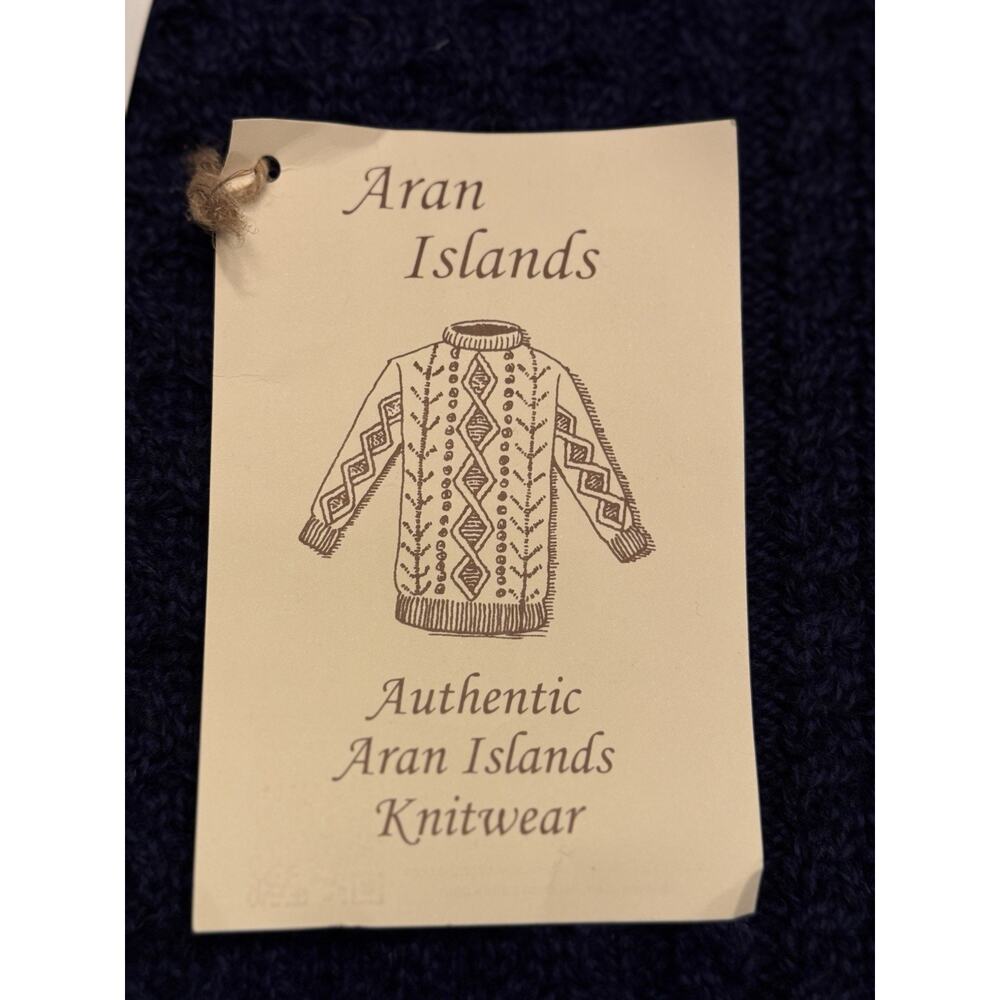 New XS Aran Original Company Cable Knit IslandsSweater Crew Neck Navy Blue NWT - Picture 3 of 10